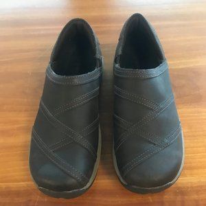 Merrell Slip On Women Shoes, Size 7